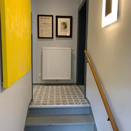 Haus Zwei *